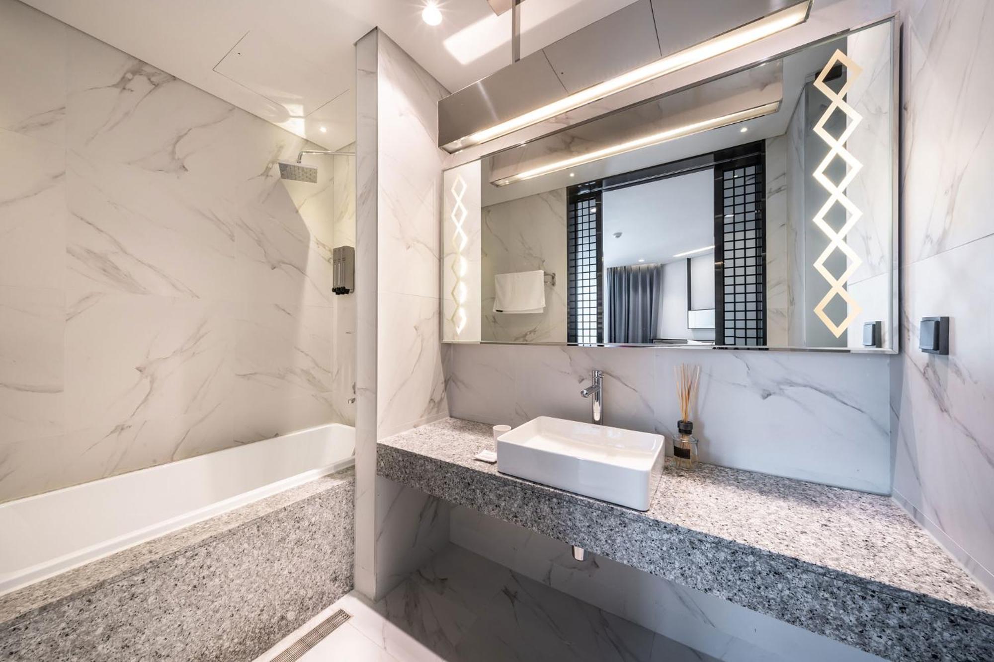 Hotel The Castle Jamsil-Sene Σεούλ Εξωτερικό φωτογραφία
